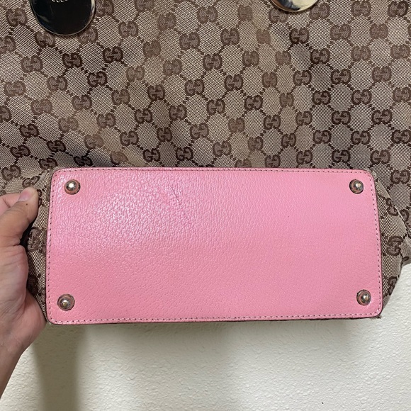 Purses - Picture 12 of 16